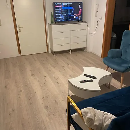 Für Firmen Ab 6 Monate Apartment Linsengericht