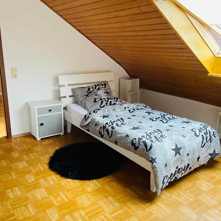 Für Firmen Ab 6 Monate