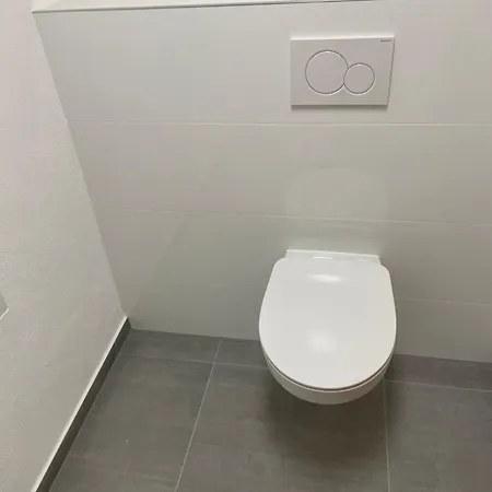 Für Firmen Ab 6 Monate Apartment *